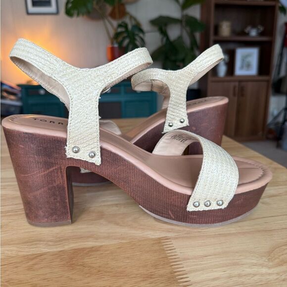 Plus Size Torrid Cream and Brown Platform Shoes with Comfort Design - Size 10.5W - Picture 9 of 10